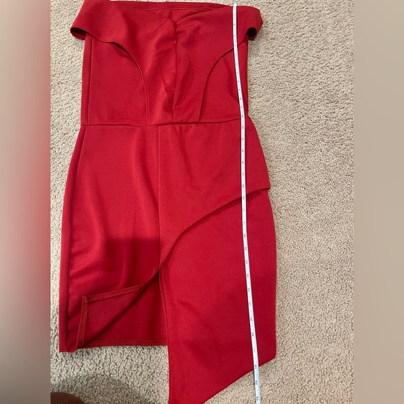 Women's red off-shoulder bodycon mini dress with front slit - Picture 2 of 8